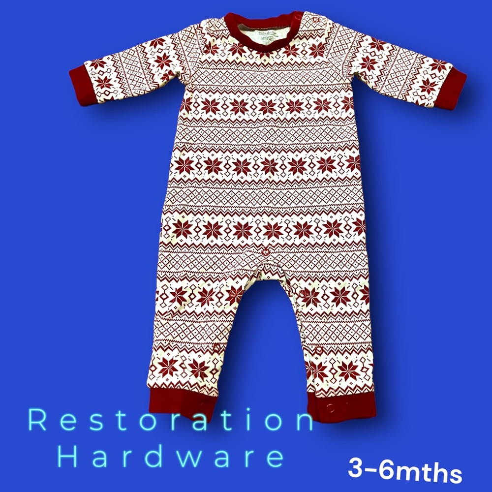 Restoration hardware baby and child holiday onesie 3-6mth